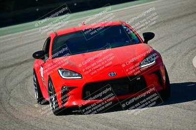 media/Nov-02-2025-Speed Ventures (Sun) [[61724e2e34]]/Black/Session 2/